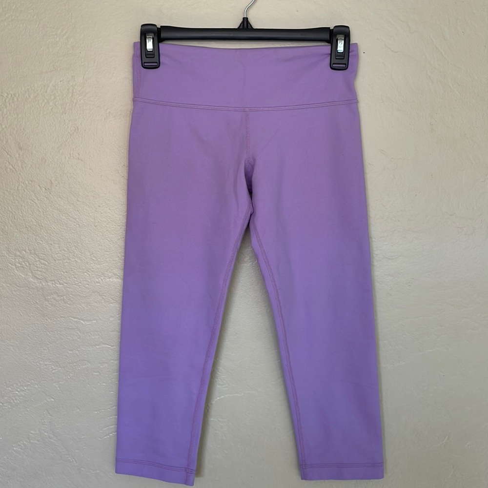 SOLD!!! Lululemon Athletica Capri leggings